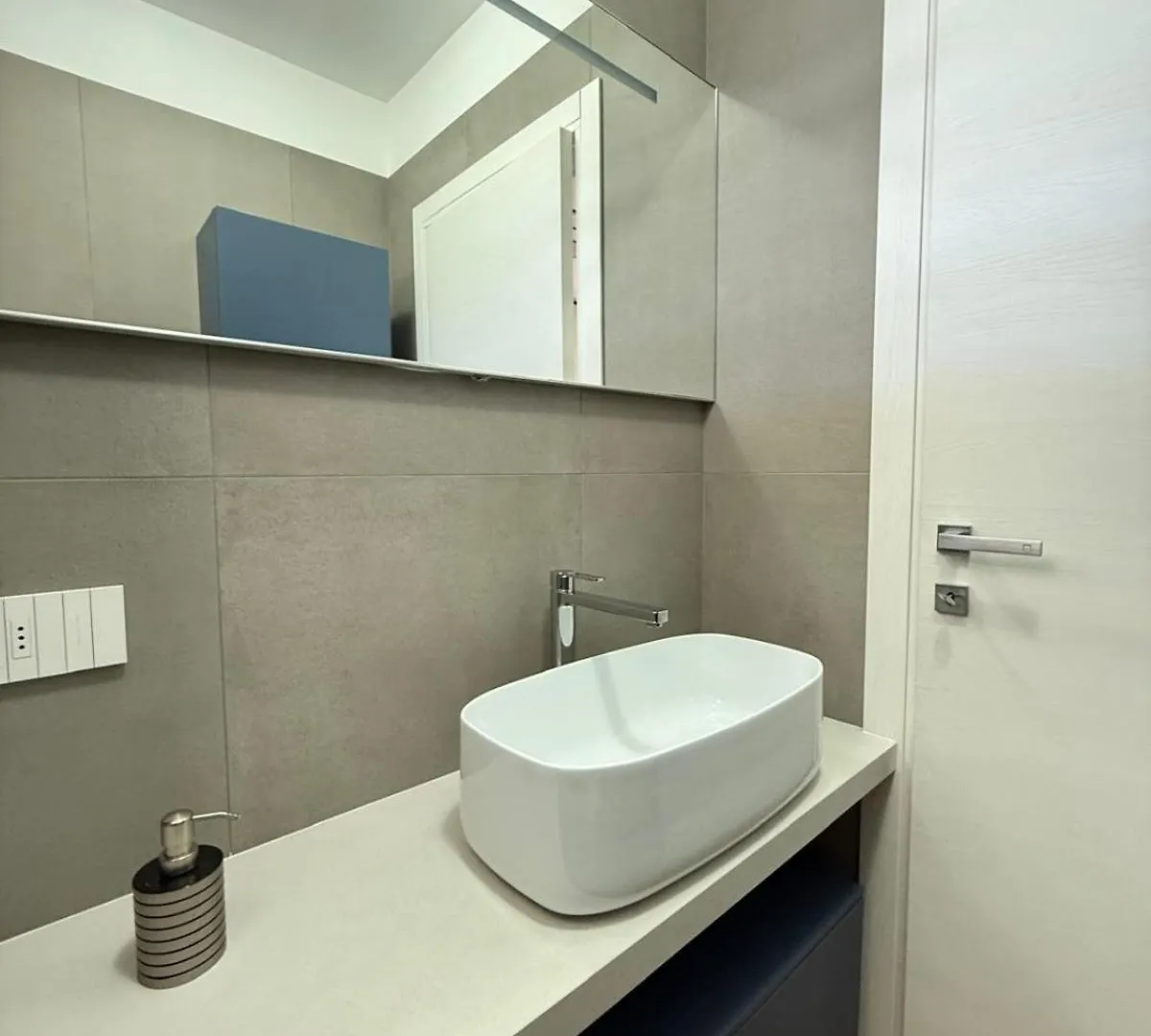 One Palace-Solo Per Famiglie-Walterigato Apartments Lido di Jesolo 0*,  Italy
