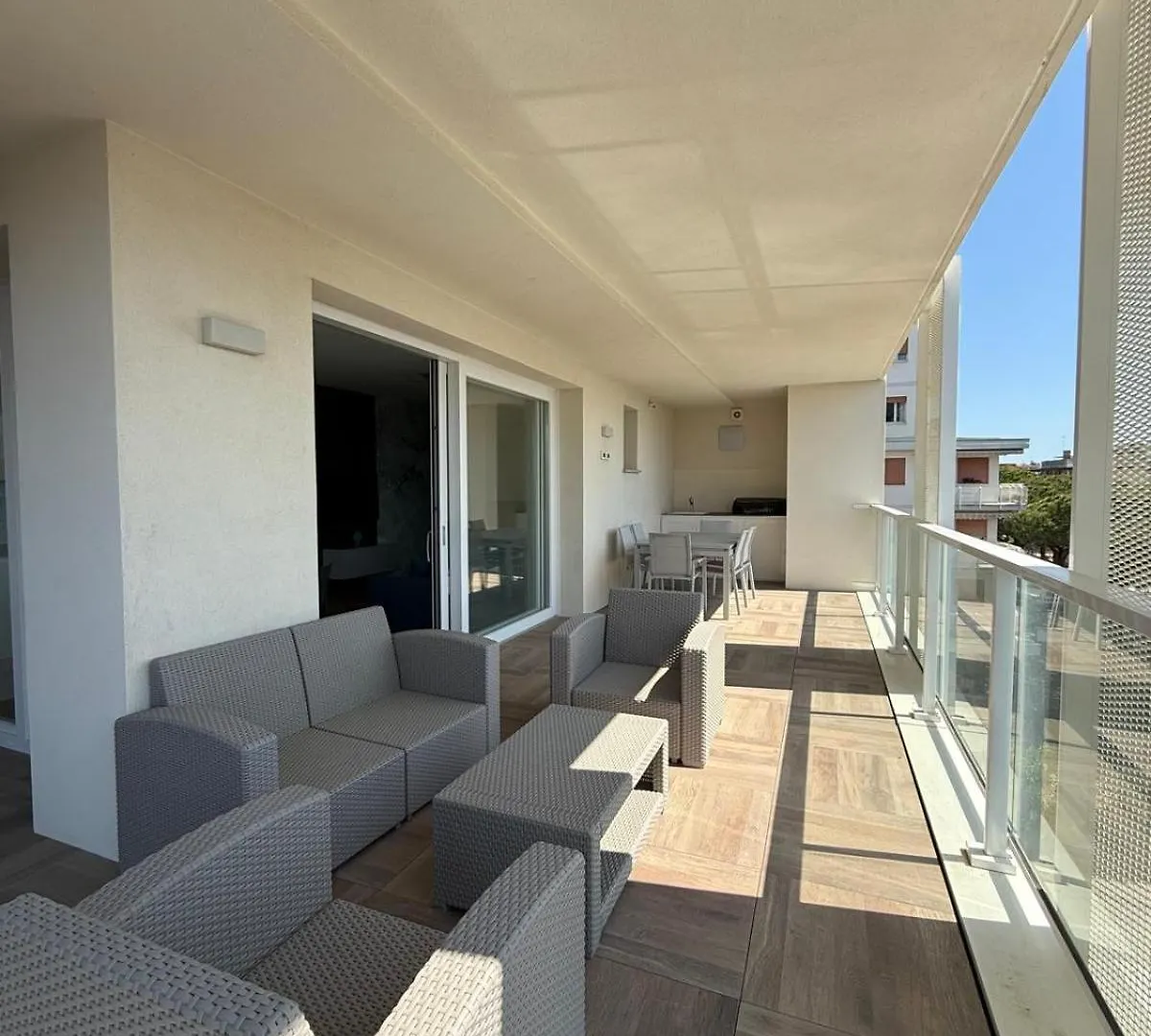 One Palace-Solo Per Famiglie-Walterigato Apartments Lido di Jesolo